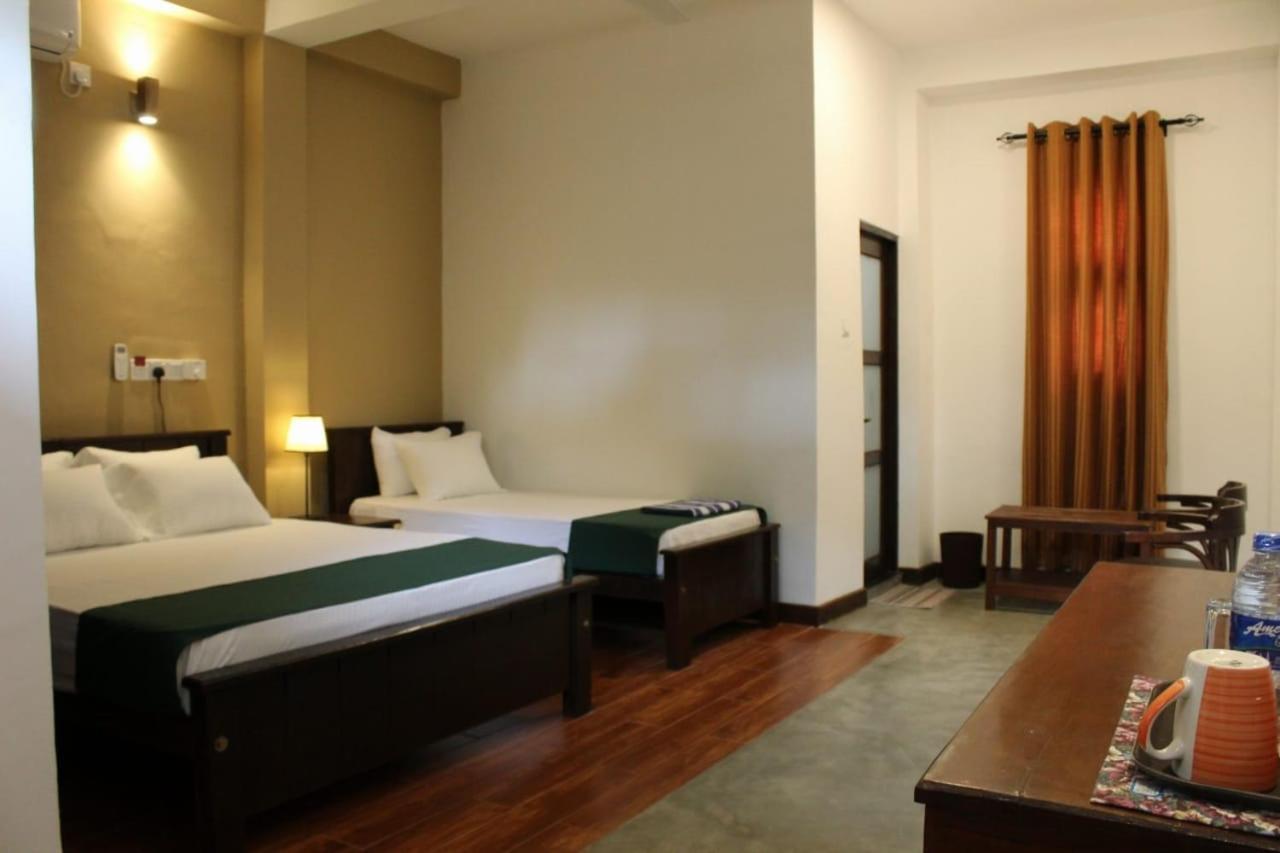 Forest Edge Villa Anuradhapura Luaran gambar