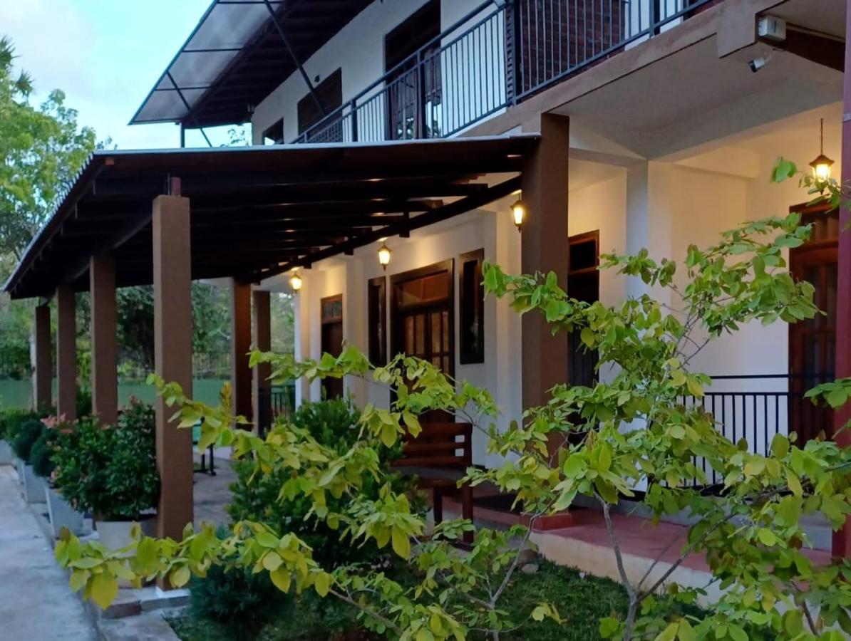 Forest Edge Villa Anuradhapura Luaran gambar